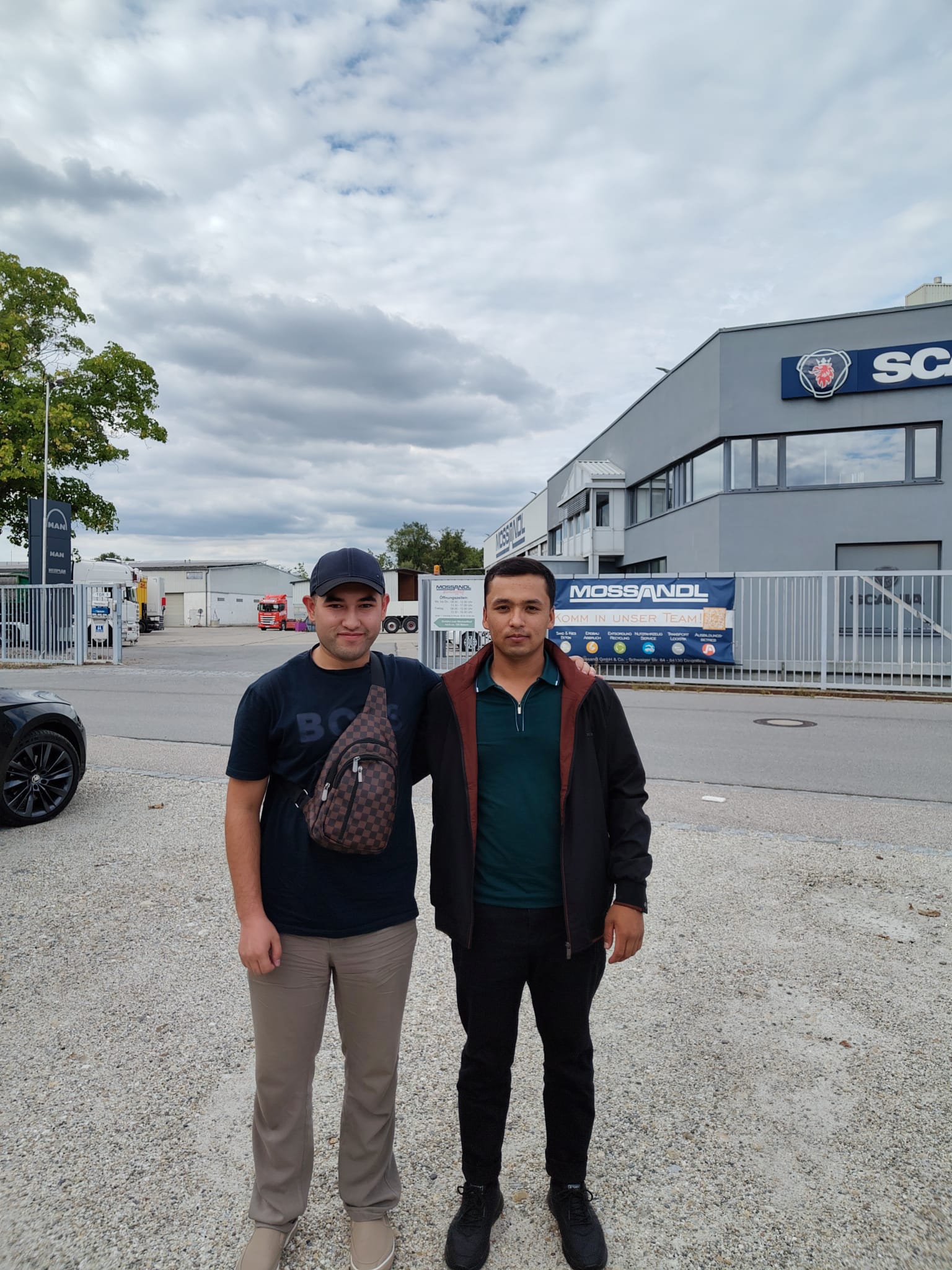 Auszubildene Nfz-Mechatroniker aus Usbekistan